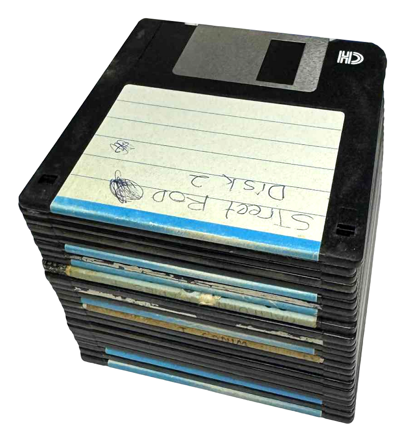 23 X Mixed HD 3.5 Floppy Amiga High Density - Untested1