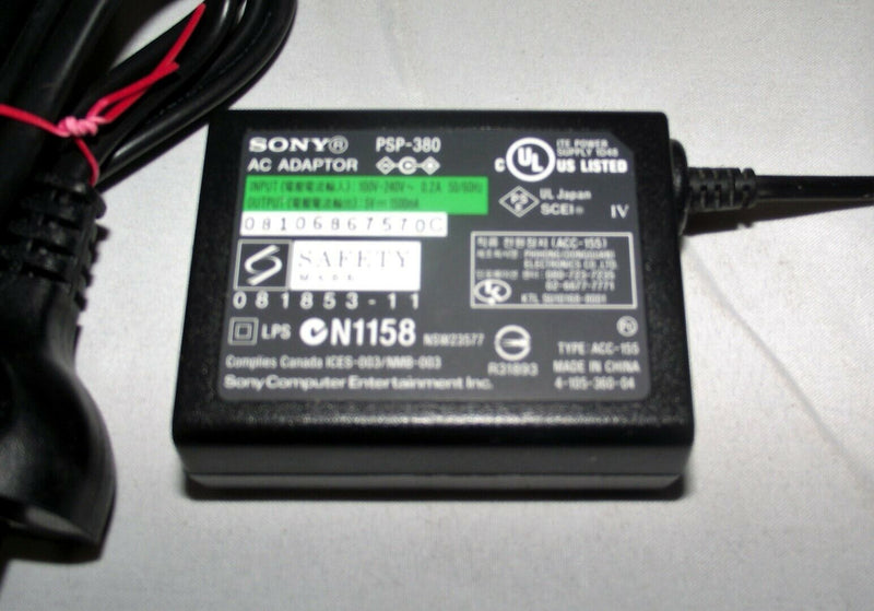 Genuine Playstation PSP 2000 3000 Power Adapter Portable Wall Charger 1500mA (Pre-Owned)